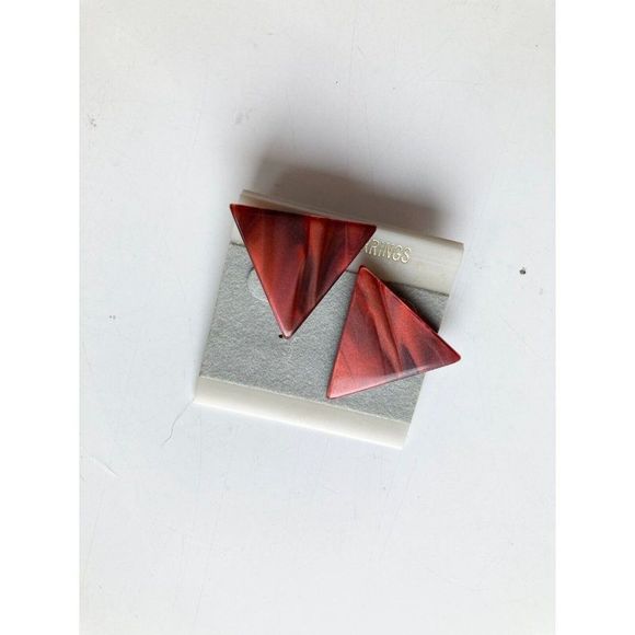 Vintage 80's Unsigned Tortoise Marbled Acrylic Triangle Stud Earrings - Picture 3 of 7